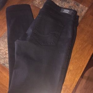 Black jeggings
